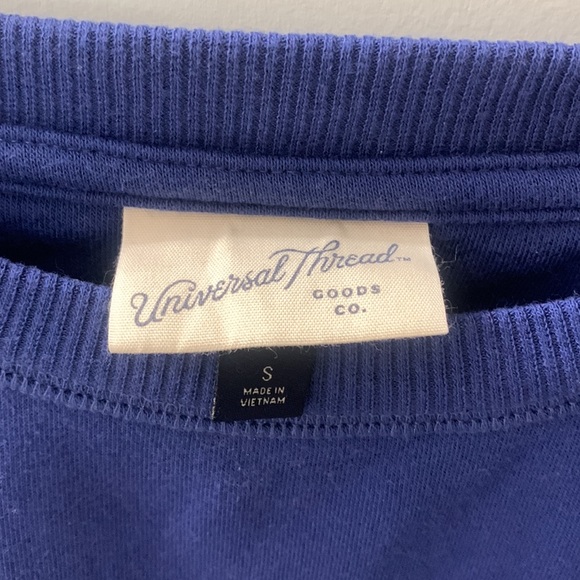 Universal thread sweatshirt blue and white - Picture 2 of 3